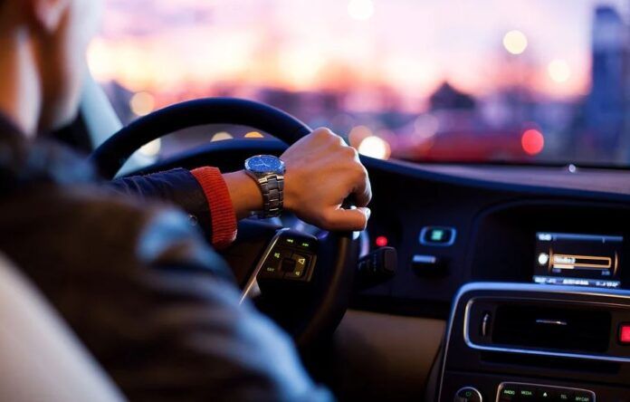 Zdjęcie ilustracyjne, kierowca/Pixabay