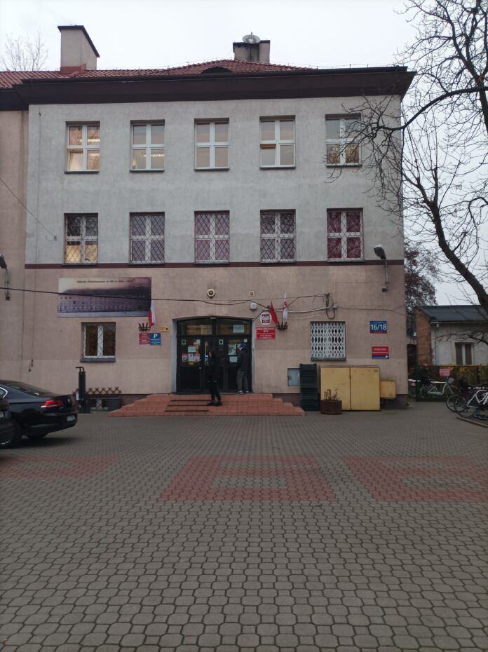 Szkoła Podstawowa nr 66 we Włochach Szkoła Podstawowa nr 66 we Włochach